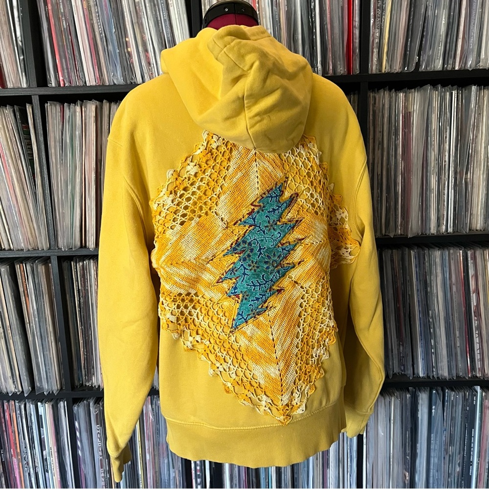 silk crochet patchwork stealie bright golden Grateful Dead festival hoodie💚⚡️🩵 - Picture 3 of 15